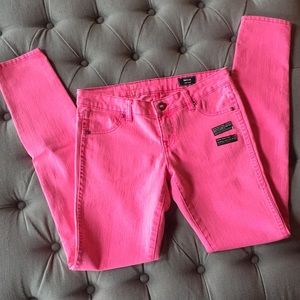 Volcom Railed Hot Pink denim legging -size 5